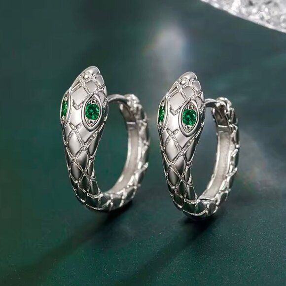 NWT Huggie Hoop Snake Earrings 14K Gold Plated Green CZ Minimalist Dainty - Picture 1 of 10